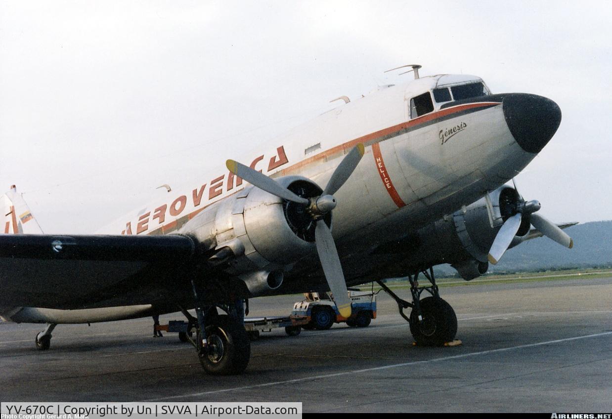YV-670C, 1942 Douglas C-47A Skytrain C/N 13074, Maintenance in Aerovenca Shop
