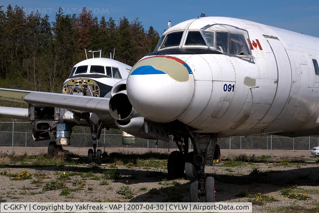 C-GKFY, 1954 Convair 340 C/N 91, ex Kelowna Flightcraft Convair 580