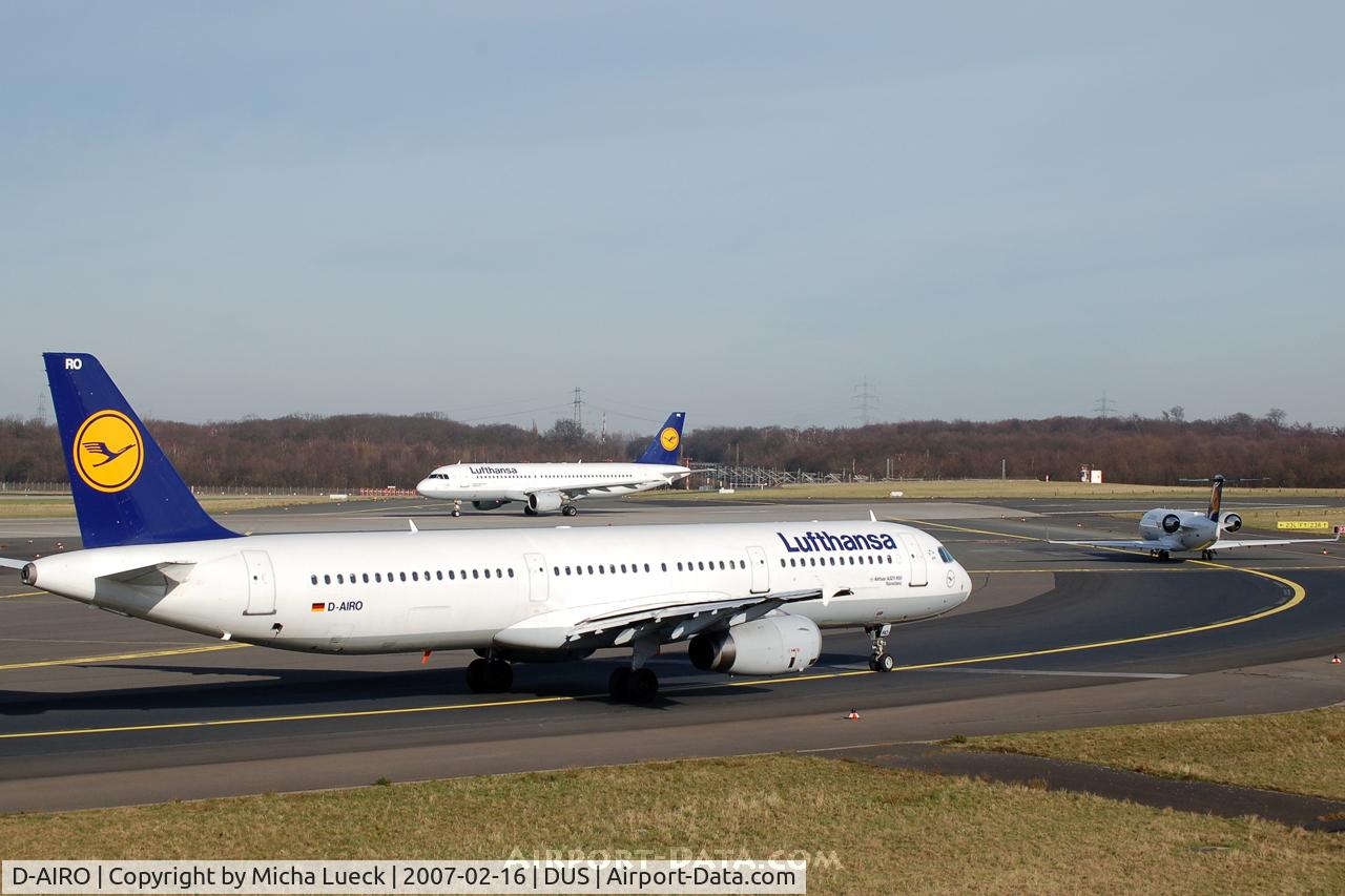 D-AIRO, 1995 Airbus A321-131 C/N 0563, Busy morning...