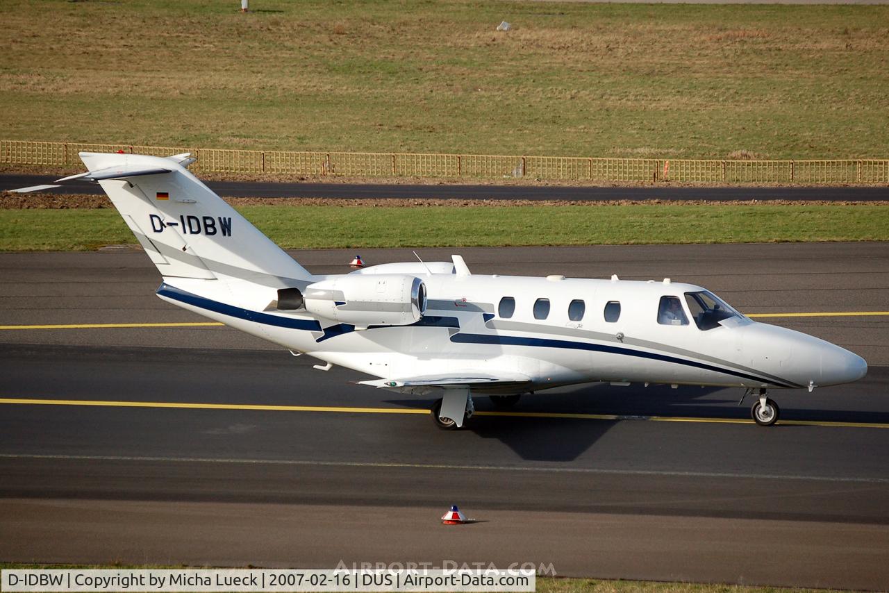 D-IDBW, 1993 Cessna 525 CitationJet C/N 525-0044, Taxiing to the runway