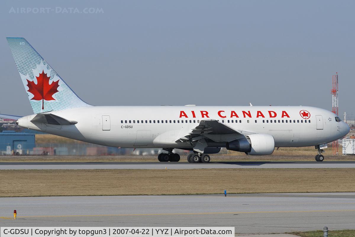 C-GDSU, 1988 Boeing 767-233 C/N 24144, Departing RWY33L.