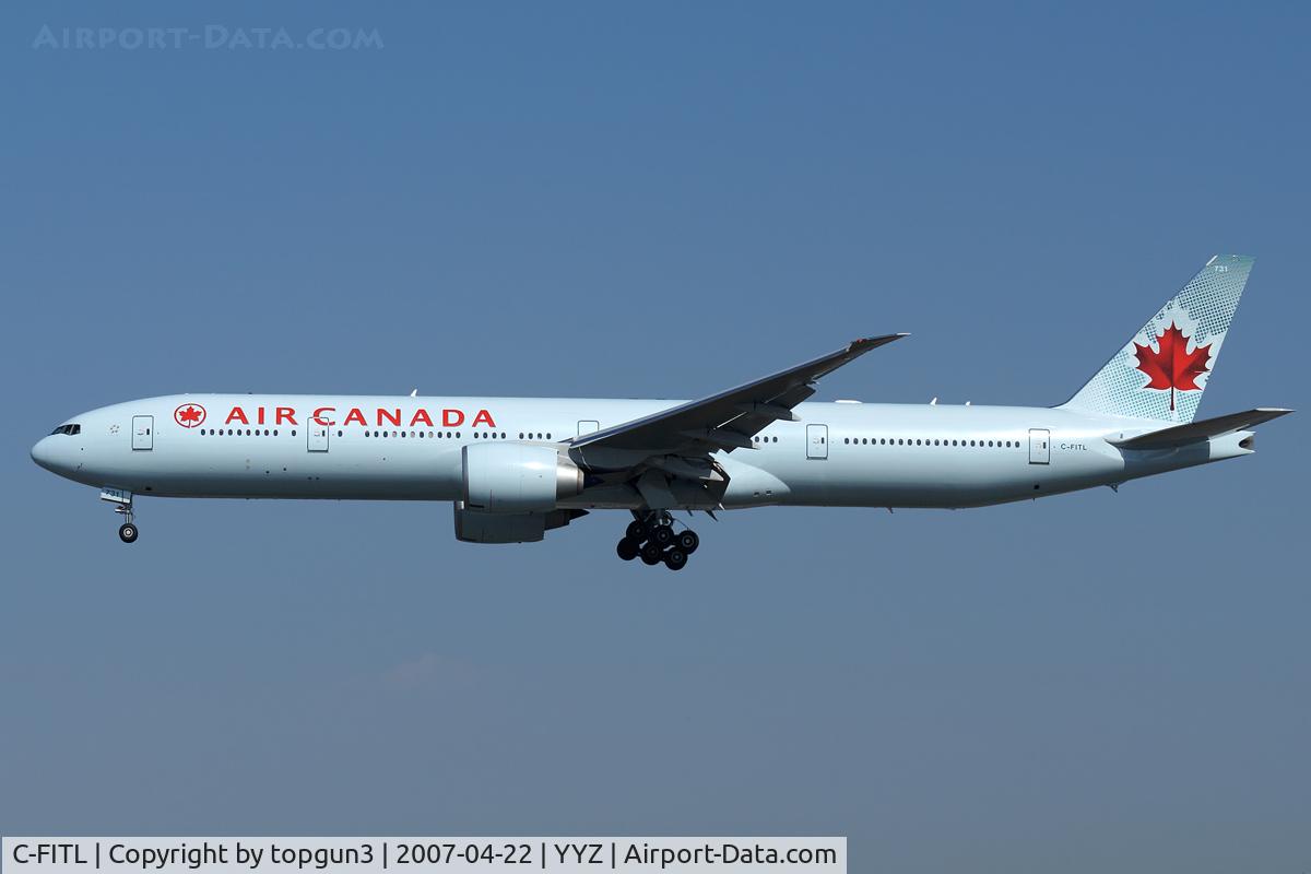 C-FITL, 2007 Boeing 777-333/ER C/N 35256, Short final for RWY24R.
