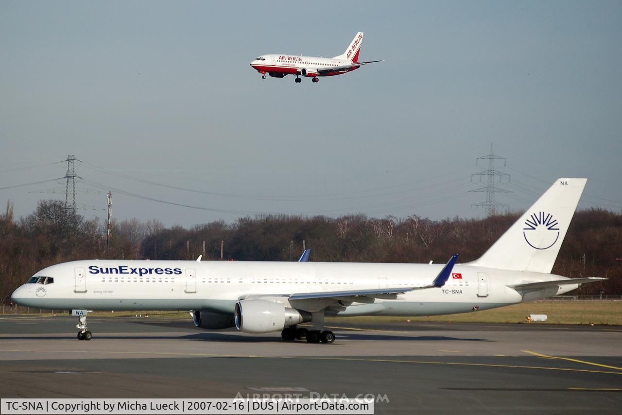 TC-SNA, 1993 Boeing 757-2Q8 C/N 25624, Ready for take-off