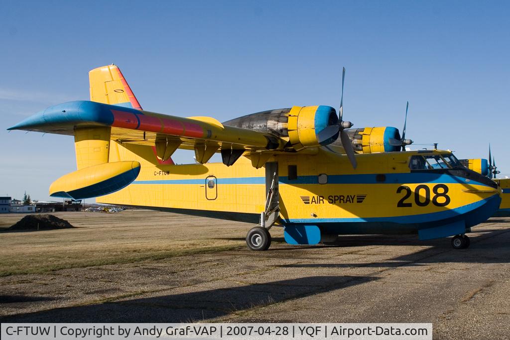 C-FTUW, 1970 Canadair CL-215-II (CL-215-1A10) C/N 1030, Air Spray CL-215