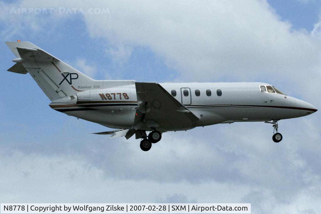 N8778, 2001 Raytheon Hawker 800XP C/N 258560, visitor