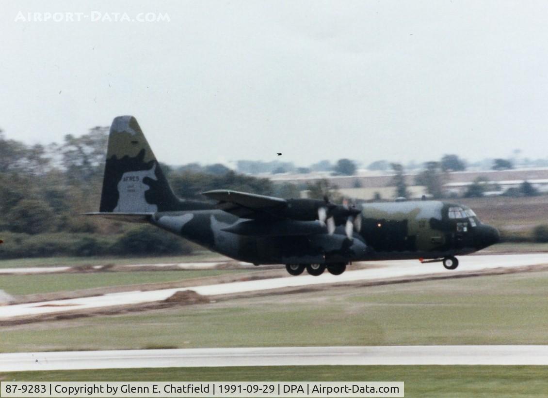 87-9283, 1987 Lockheed C-130H Hercules C/N 382-5124, C-130H making a low pass on RY 28, seen from the control tower