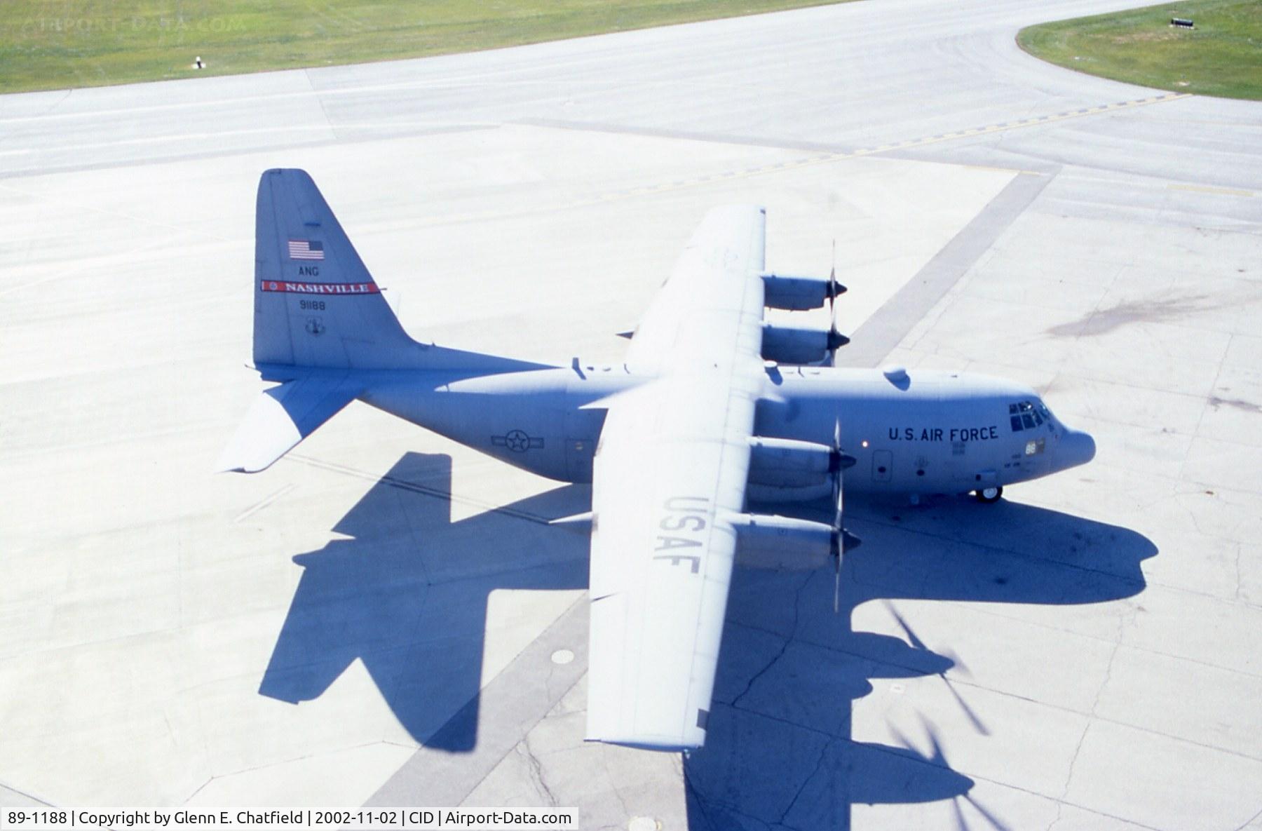 89-1188, 1989 Lockheed C-130H Hercules C/N 382-5197, C-130H of the Kentucky Air National Guard, seen from the Control Tower