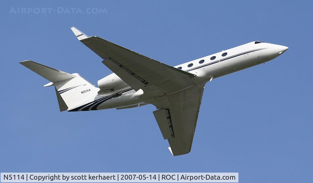 N5114, 2005 Gulfstream Aerospace G-IV C/N 4016, Niiiiice!