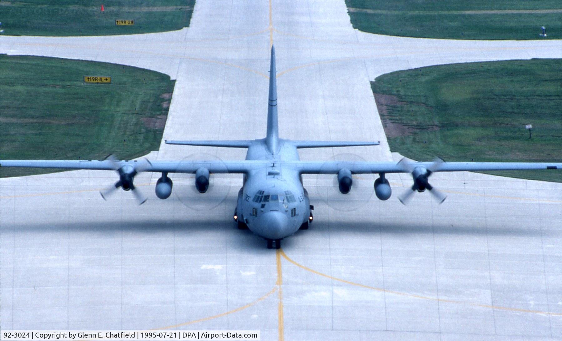 92-3024, Lockheed C-130H Hercules C/N 382-5315, C-130H at Dupage Airport Air Show