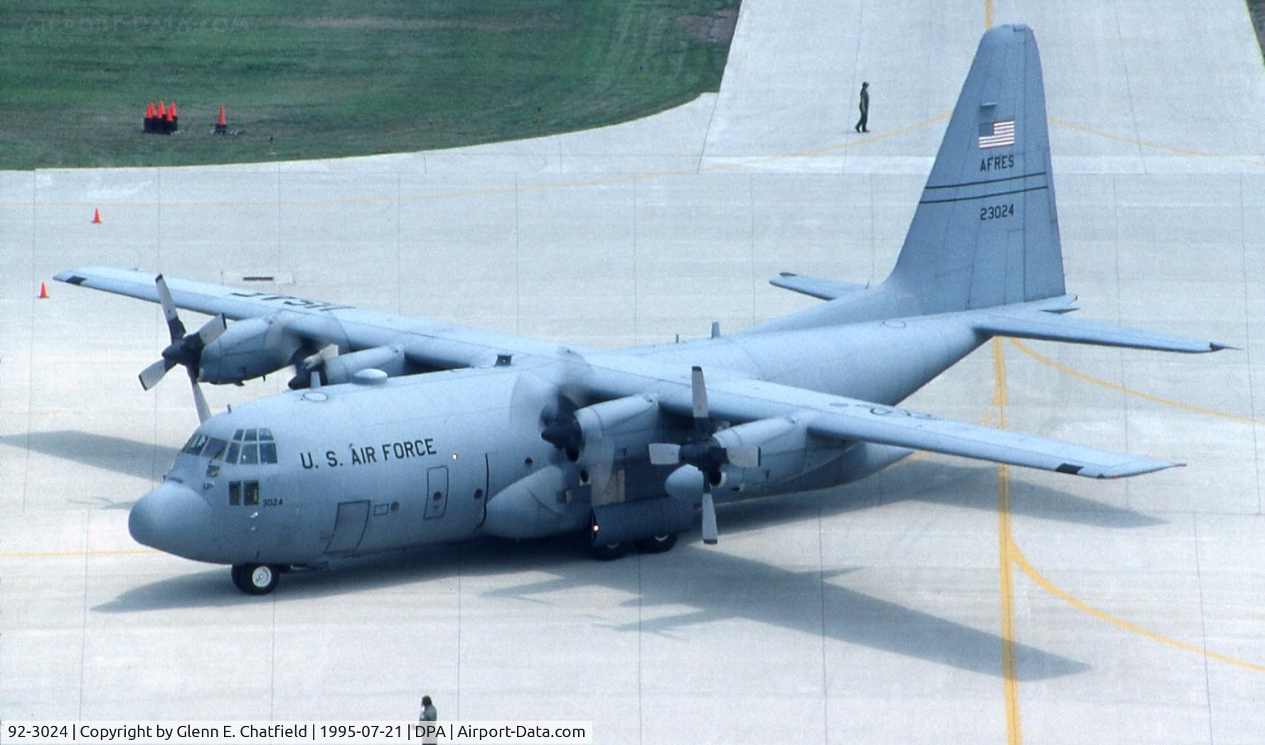 92-3024, Lockheed C-130H Hercules C/N 382-5315, C-130H at Dupage Airport Air Show
