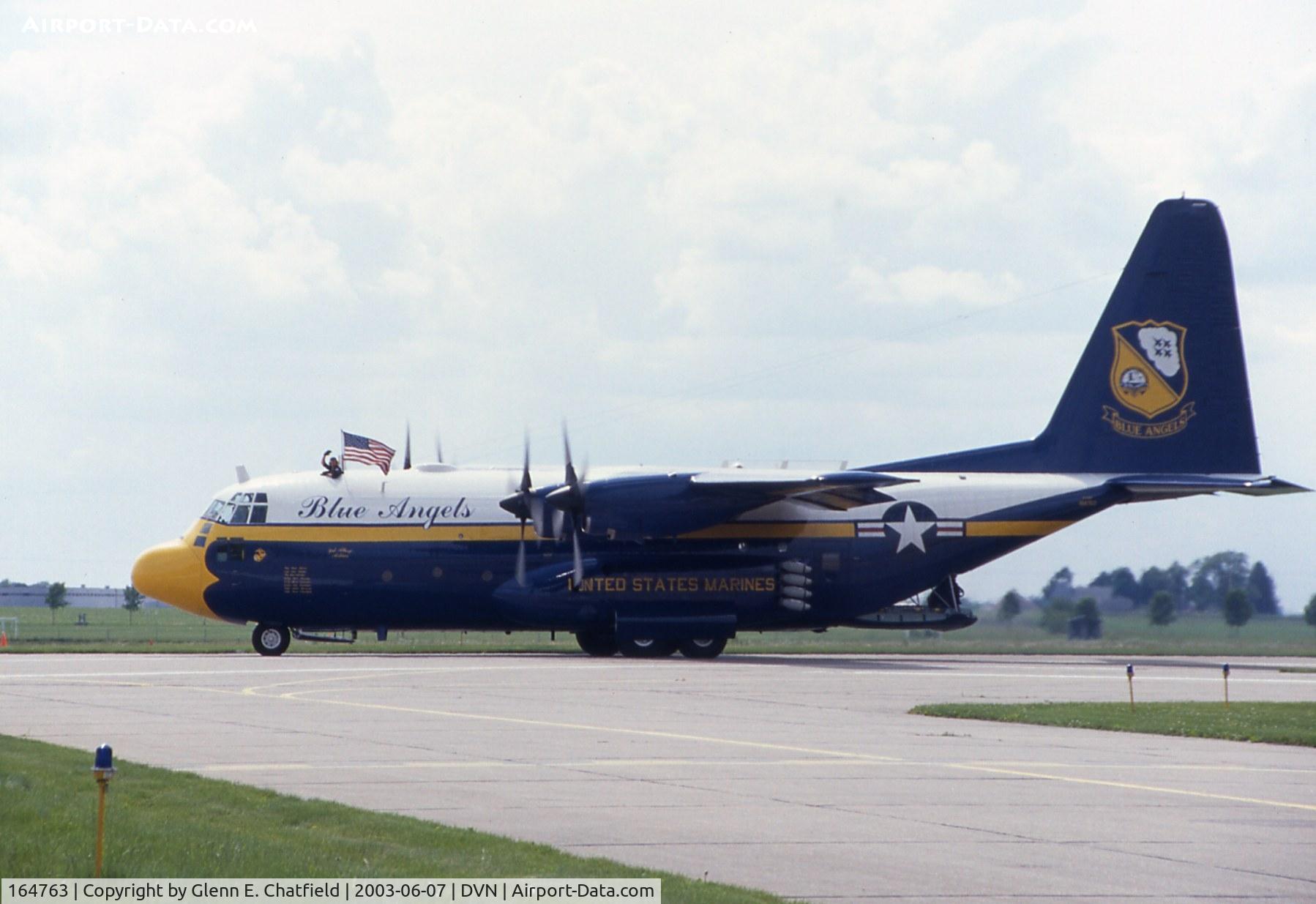 164763, 1992 Lockheed C-130T Hercules C/N 382-5258, Blue Angels support plane at Quad Cities Air Show