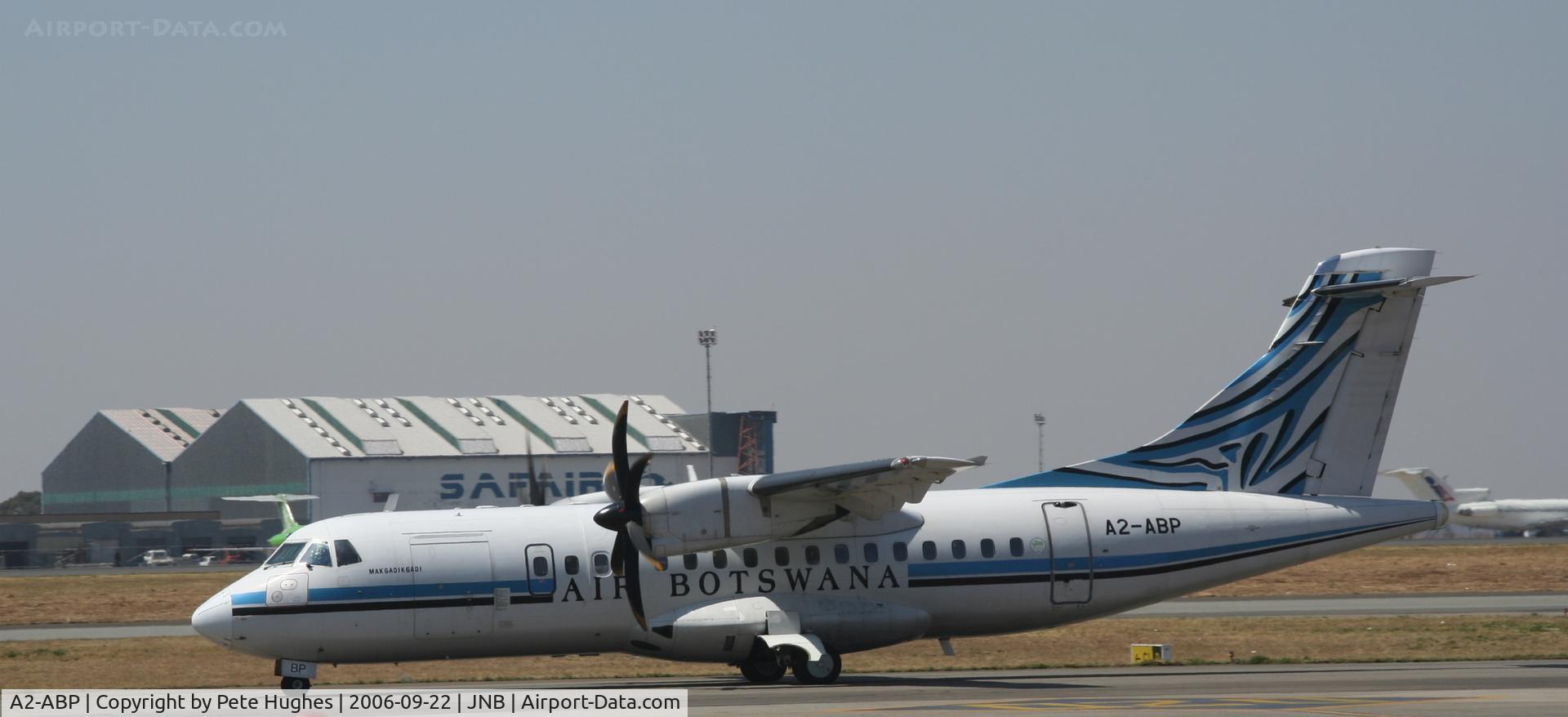 A2-ABP, 1996 ATR 42-500 C/N 512, Air Botswana ATR42 at JNB