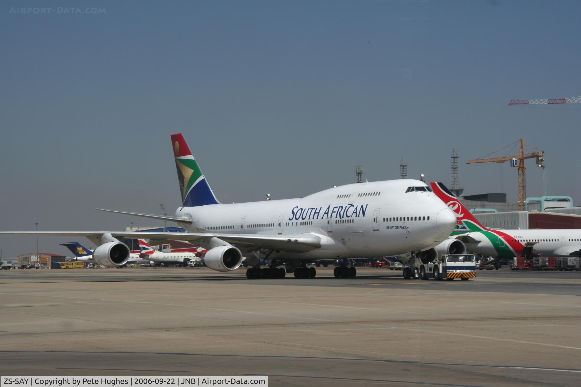 ZS-SAY, 1993 Boeing 747-444 C/N 26638, on the apron at JNB