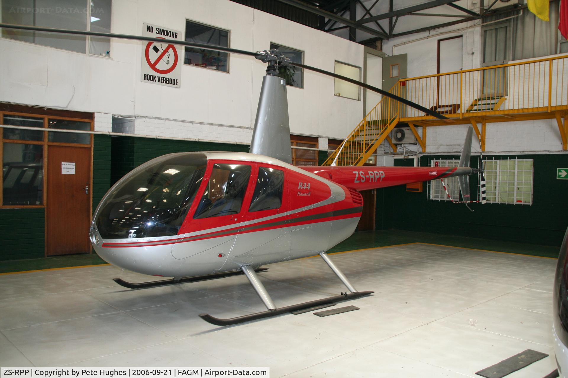 ZS-RPP, Robinson R44 Raven II C/N 10124, Robinson R44 at Rand, South Africa