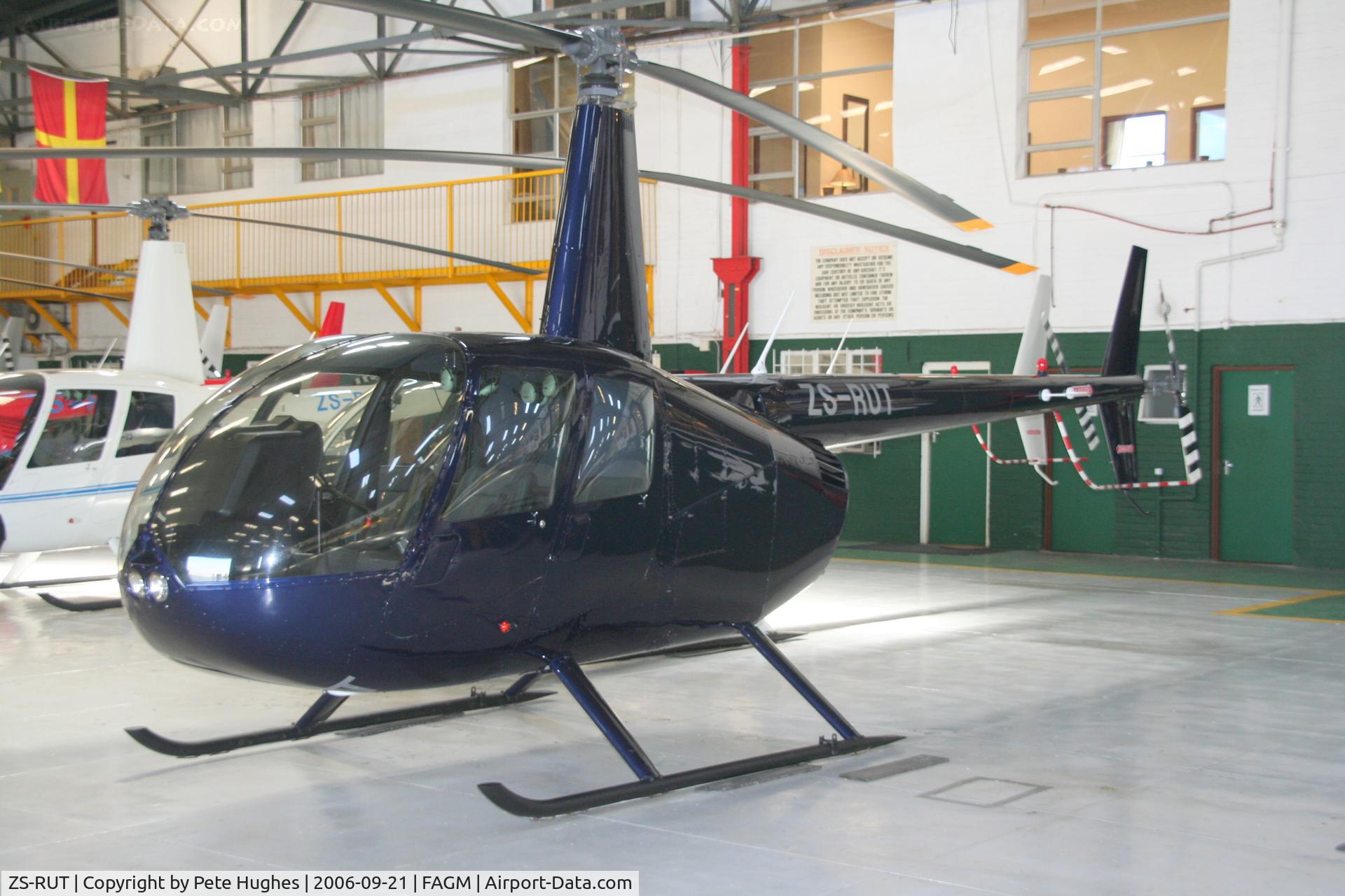 ZS-RUT, Robinson R44 Raven II C/N 10615, Robinson R44 at Rand, South Africa