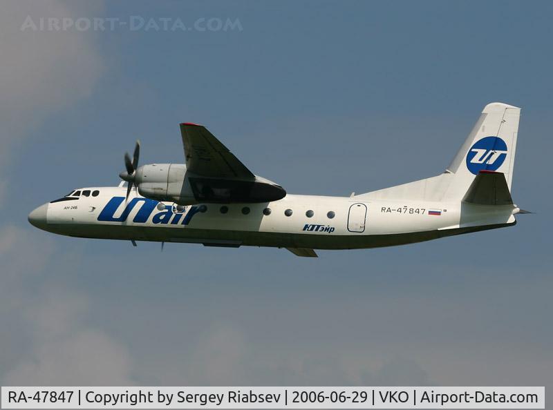 RA-47847, Antonov An-24B C/N RA-47847, Utair