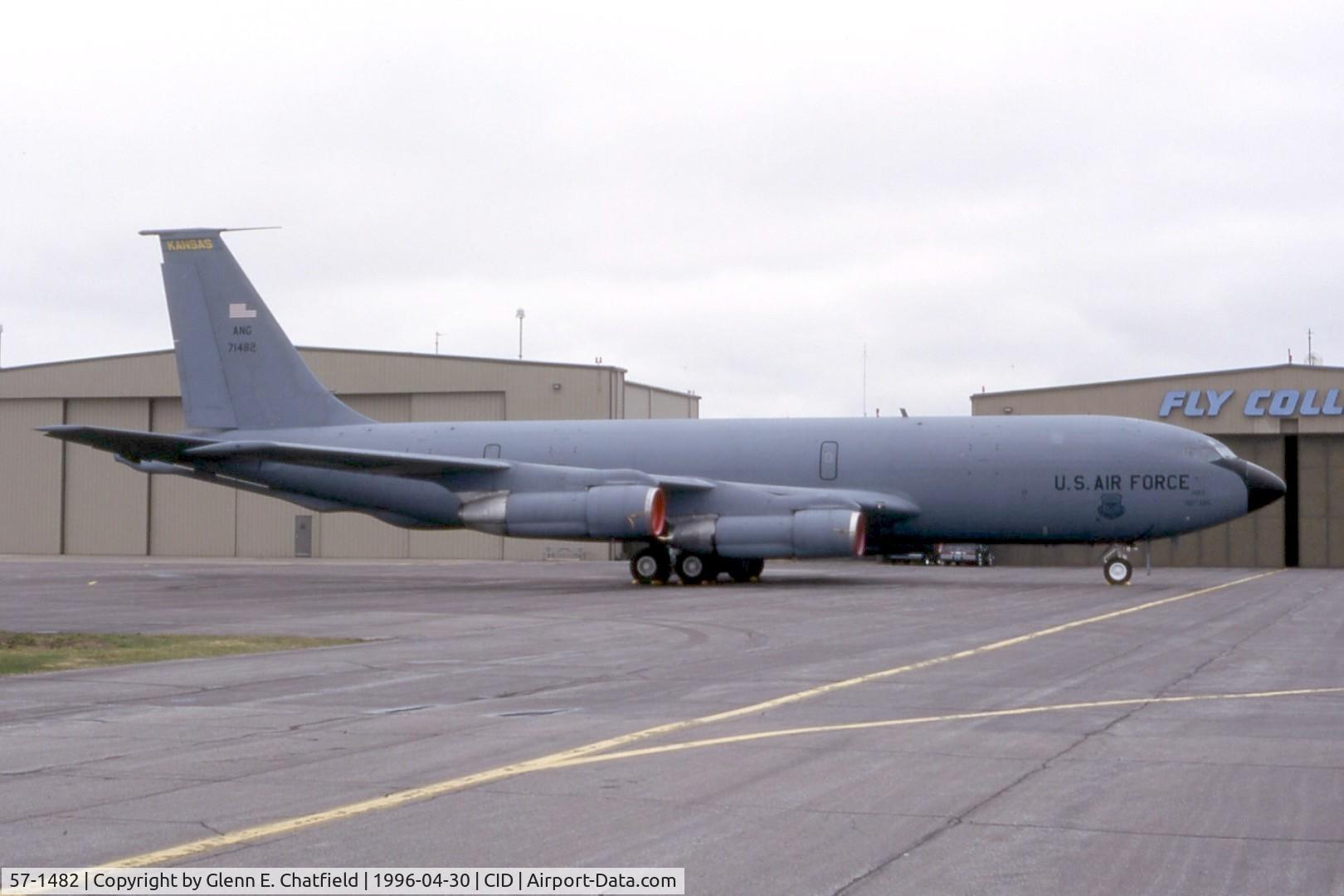 57-1482, 1957 Boeing KC-135E-BN Stratotanker C/N 17553, KC-135E parked at Collins