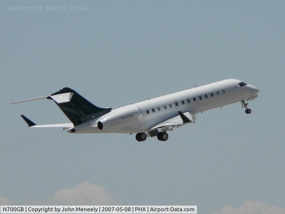 N700GB, 2003 Bombardier BD-700-1A10 Global Express C/N 9124, Departing PHX at lunchtime