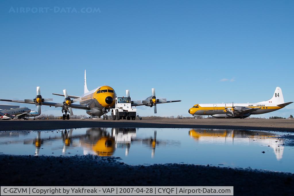 C-GZVM, 1959 Lockheed L-188A Electra C/N 1036, Air Spray Lockeed Electra - reflection