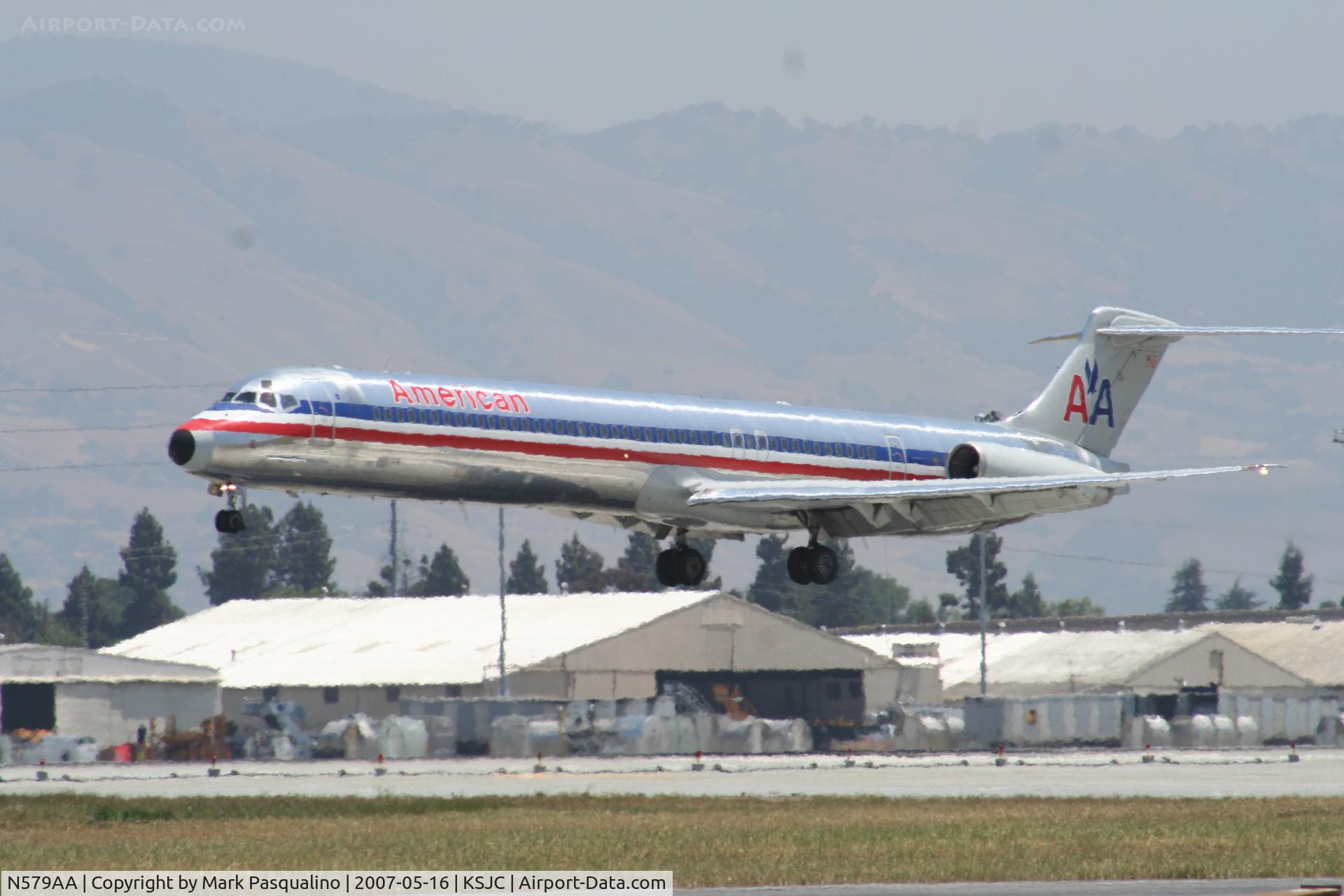 N579AA, 1991 McDonnell Douglas MD-82 (DC-9-82) C/N 53156, MD-82