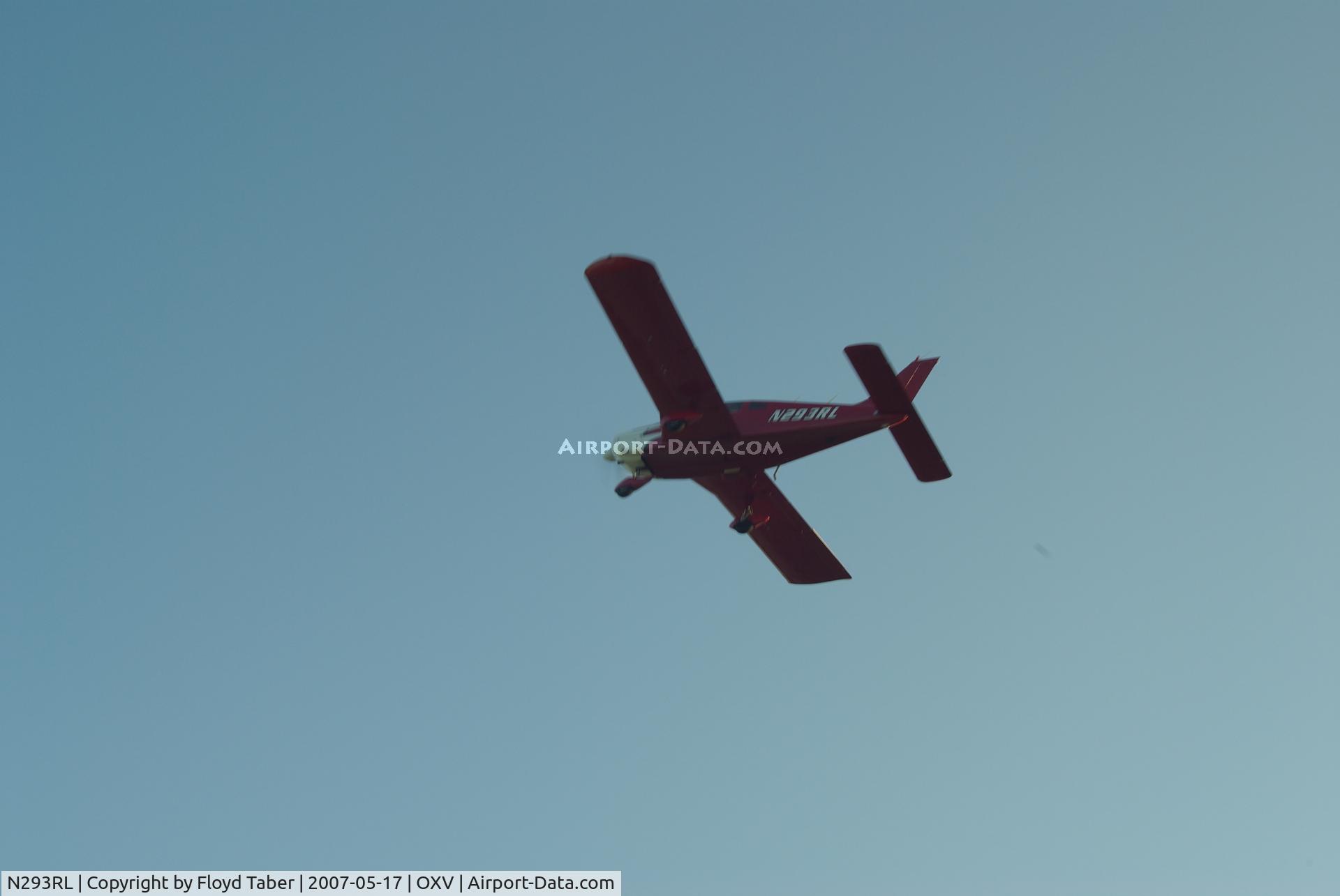 N293RL, 1975 Piper PA-28-180 C/N 28-7505126, Takeoff from OXV