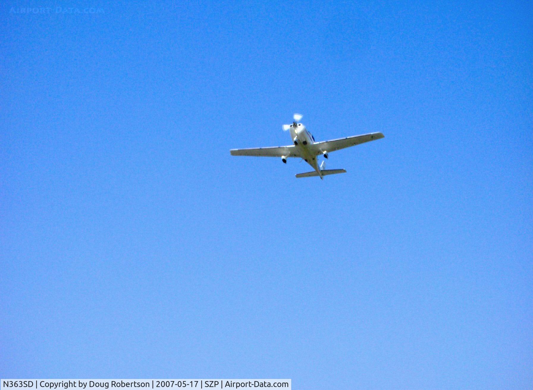 N363SD, Bell UH-1H C/N 66-16764, 2006 Cirrus SR22, Continental IO-550-N 310 Hp, takeoff climb Rwy 22