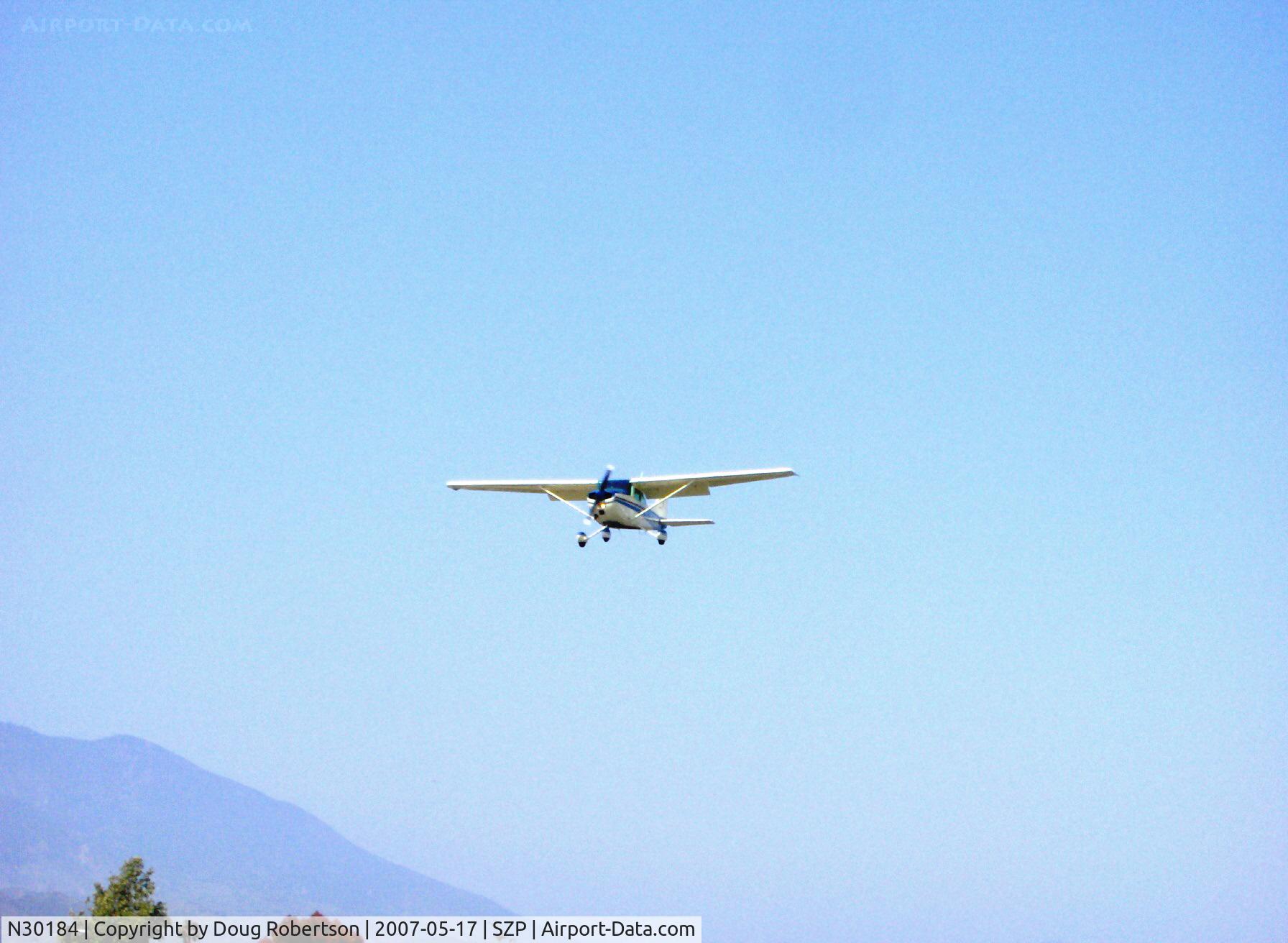 N30184, 1974 Cessna 172M C/N 17264125, 1974 Cessna 172M SKYHAWK II, Lycoming O-320-E2D 150 Hp, flaps landing on short final for Rwy 22