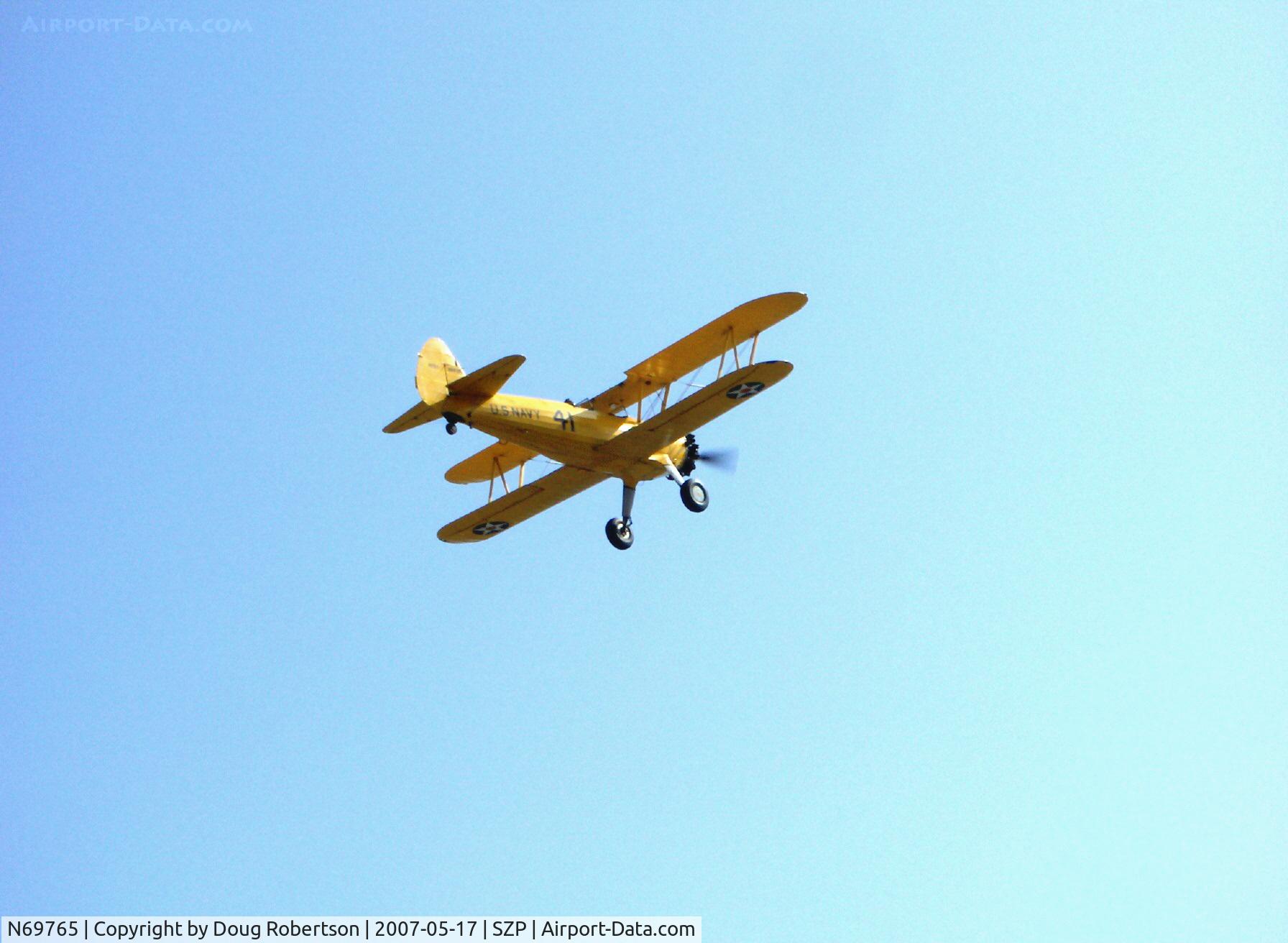 N69765, 1941 Boeing A75N1 (PT17) C/N 75-1044, 1941 Boeing Stearman A75N1 (PT-17 KAYDET) as N2S-1, Continental W670-5 220 Hp, takeoff climb Rwy 22