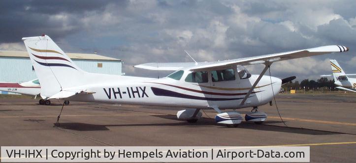 VH-IHX, 1978 Cessna 172N C/N 17271598, At Archerfield Airport
