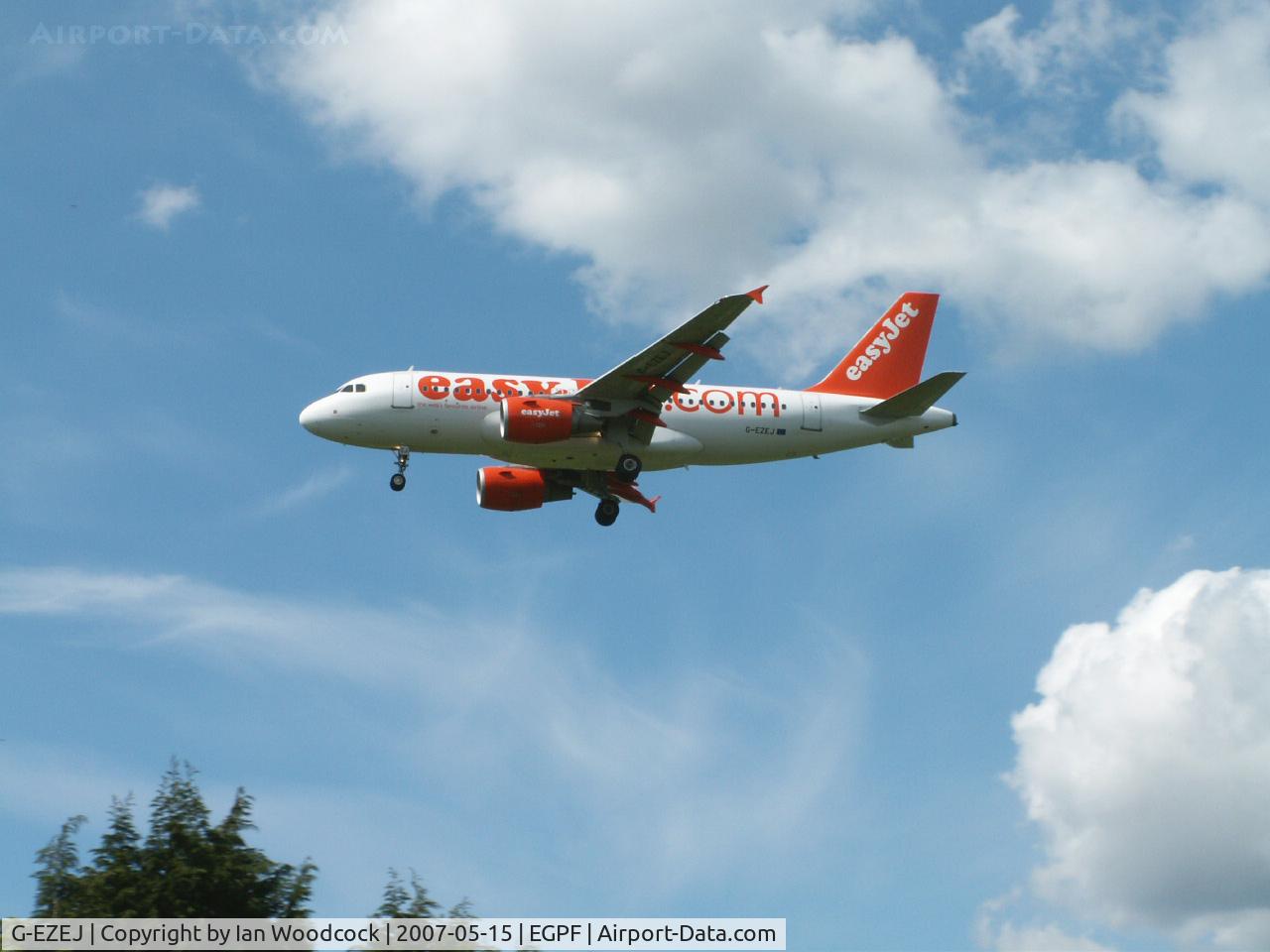 G-EZEJ, 2004 Airbus A319-111 C/N 2214, A 319/EasyJet/Glasgow