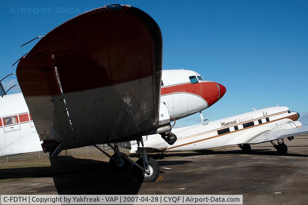 C-FDTH, 1946 Douglas DC-3C C/N 12591, Douglas DC3
