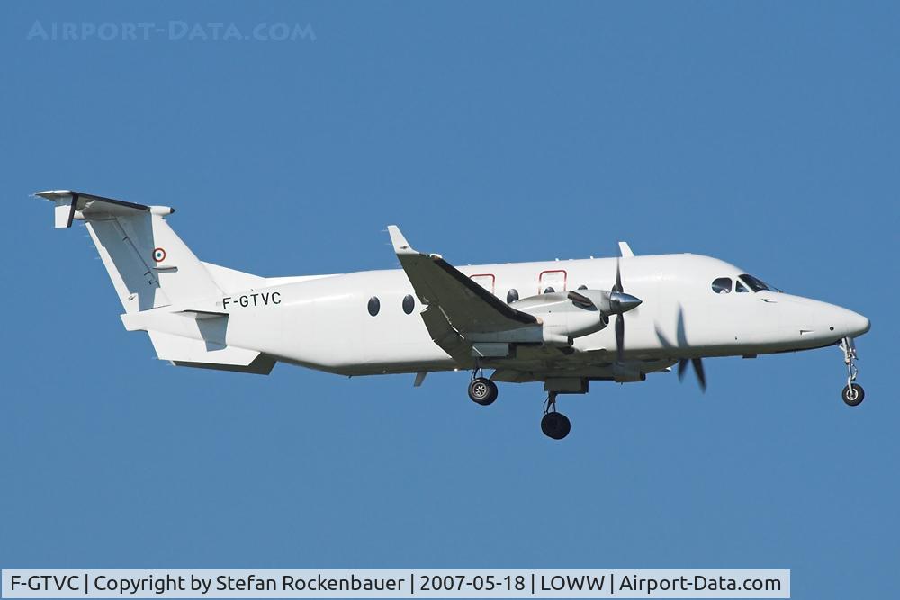 F-GTVC, 1998 Beech 1900D C/N UE-349, Beech 1900D.