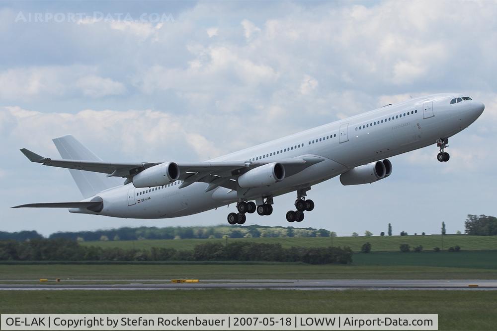 OE-LAK, 1997 Airbus A340-313 C/N 169, Departure to Washington.