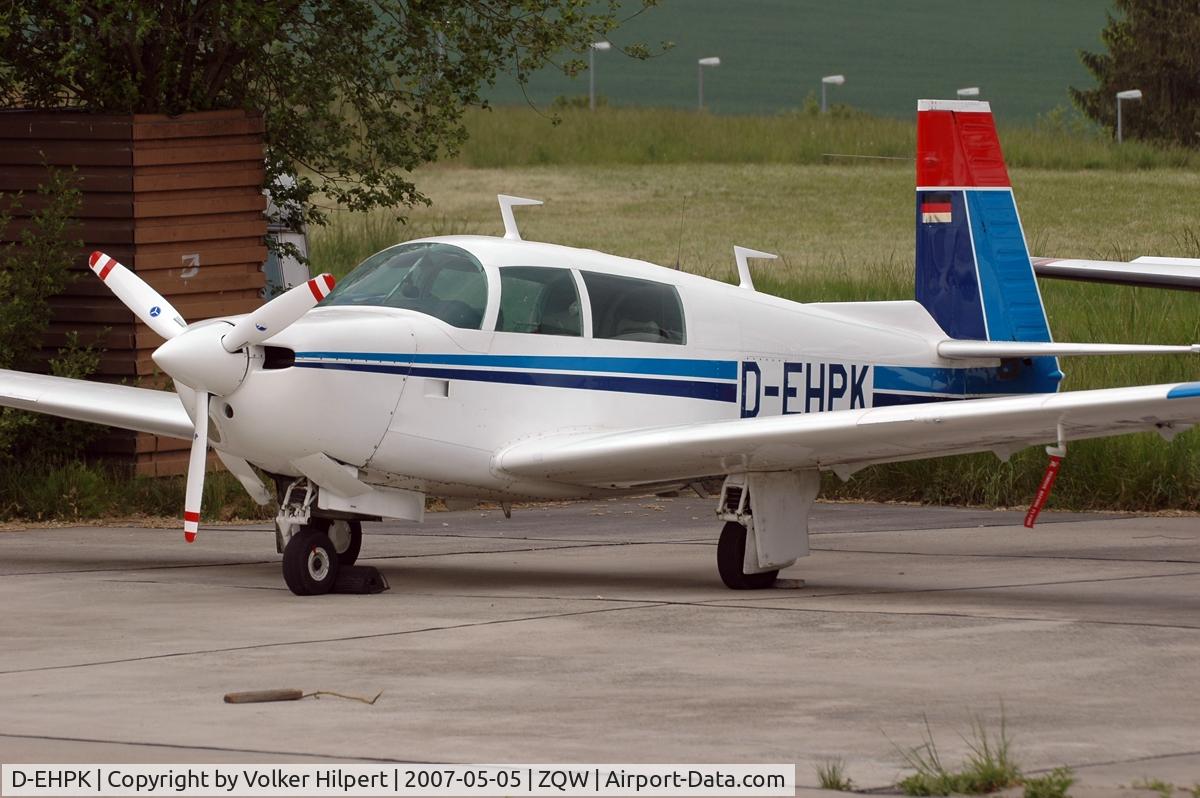 D-EHPK, 1988 Mooney M20R Ovation C/N 240137, Mooney M20J