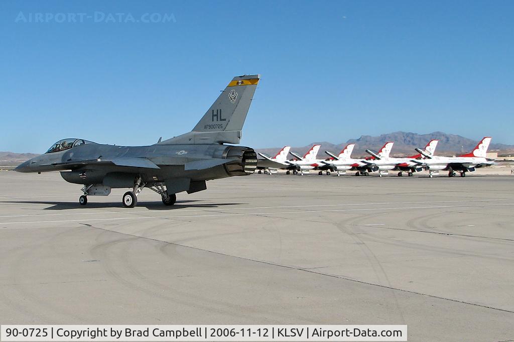 90-0725, 1990 General Dynamics F-16CG Night Falcon C/N 1C-333, General Dynamics / USAF / F-16CG Fighting Falcon (cn 1C-333) / 17th WS, 57th AMXS / Aviation Nation 2006