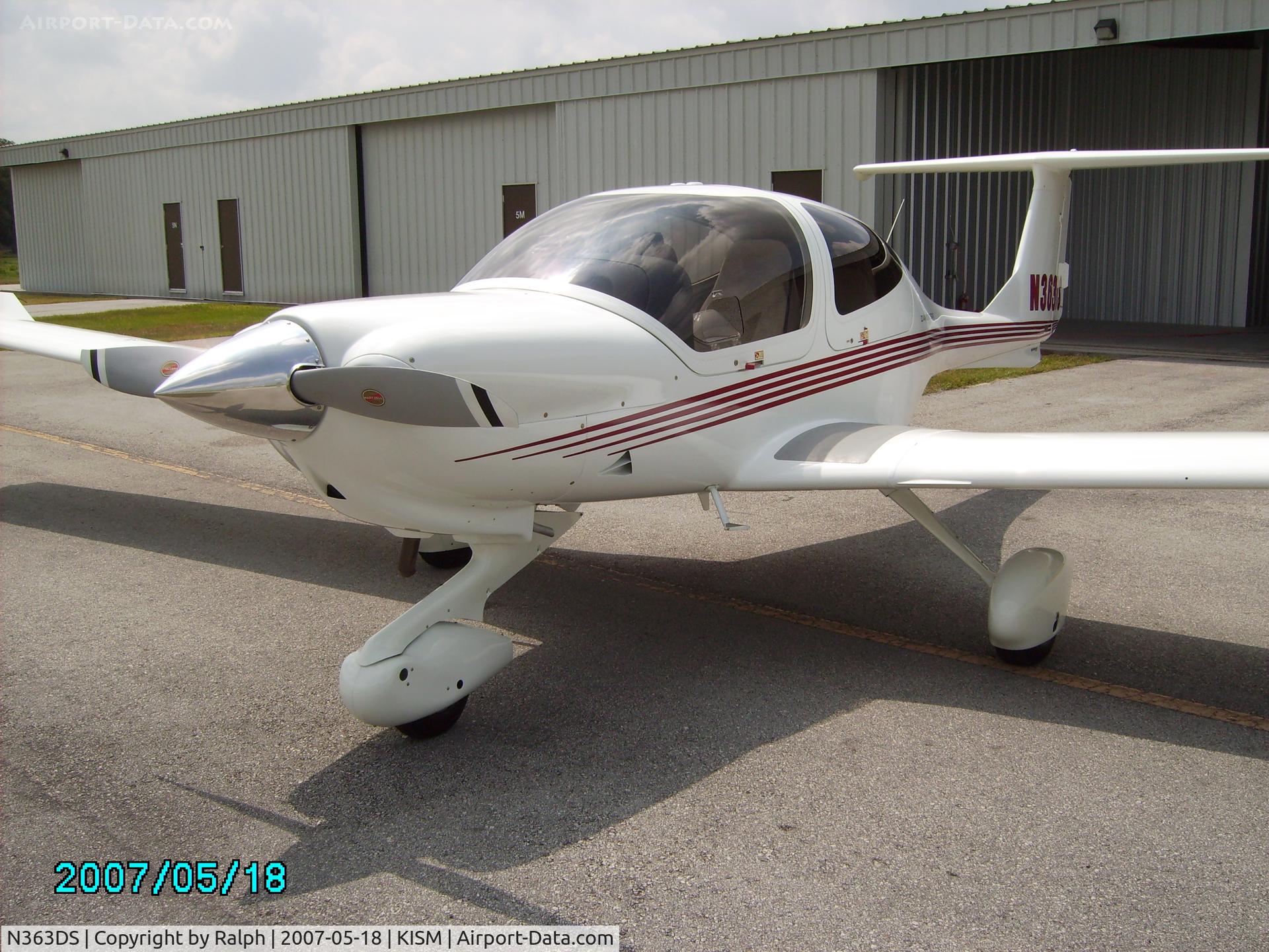 N363DS, 2003 Diamond DA-40 Diamond Star C/N 40.303, Excellent Condition