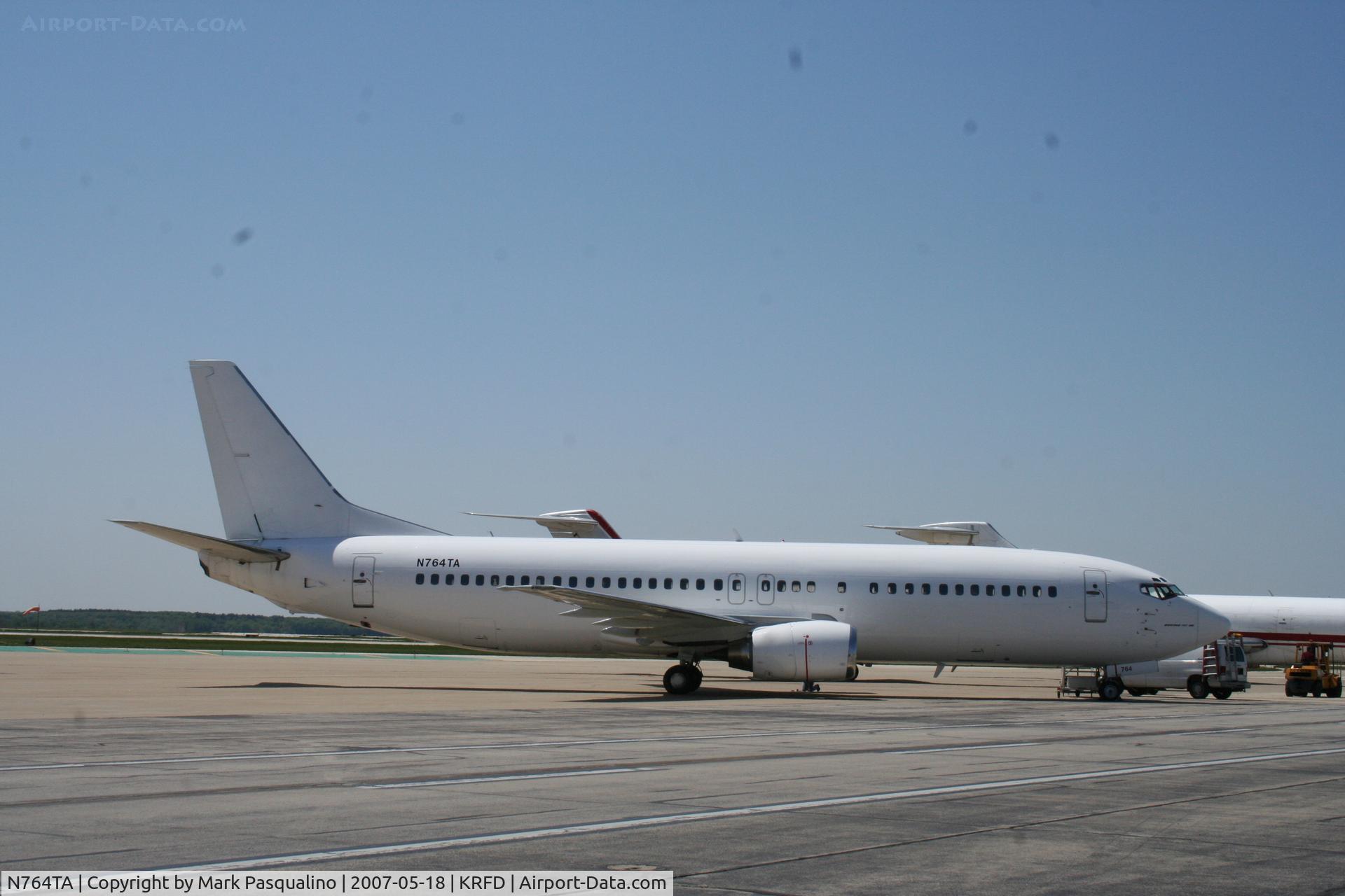 N764TA, 1992 Boeing 737-48E C/N 25764, Boeing 737-400
