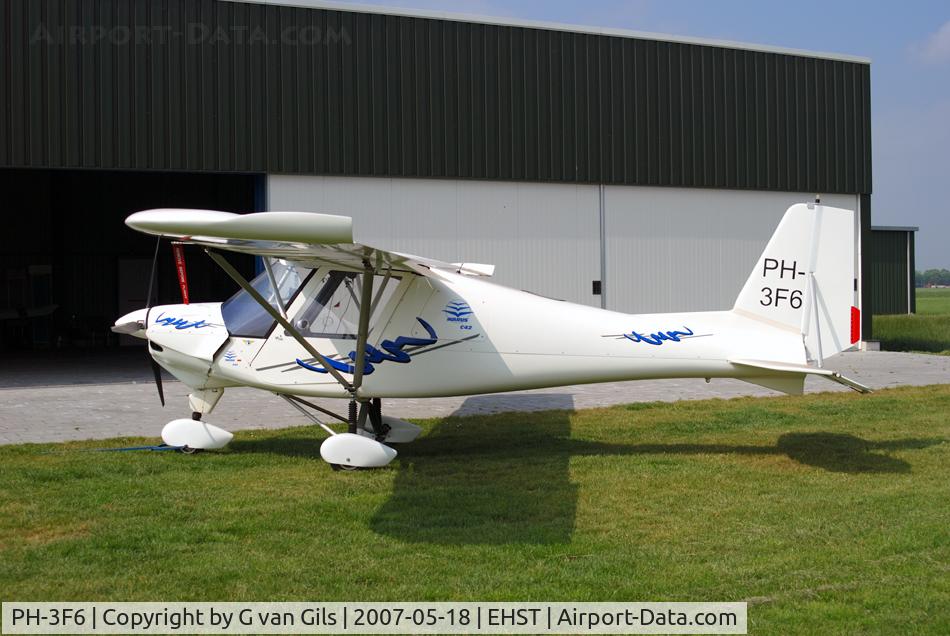 PH-3F6, 1999 Comco Ikarus C42 C/N 9907-6192, The PH-3f6 in front of a hangar at Stadskanaal airfield 18 05 2007.