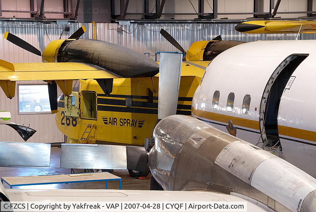 C-FZCS, 1959 Lockheed L-188A(F) Electra C/N 1060, Air Spray Lockheed Electra