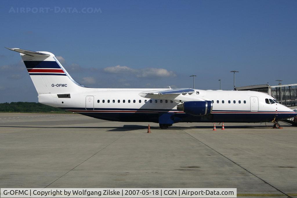 G-OFMC, 1995 British Aerospace Avro 146-RJ100 C/N E3264, visitor