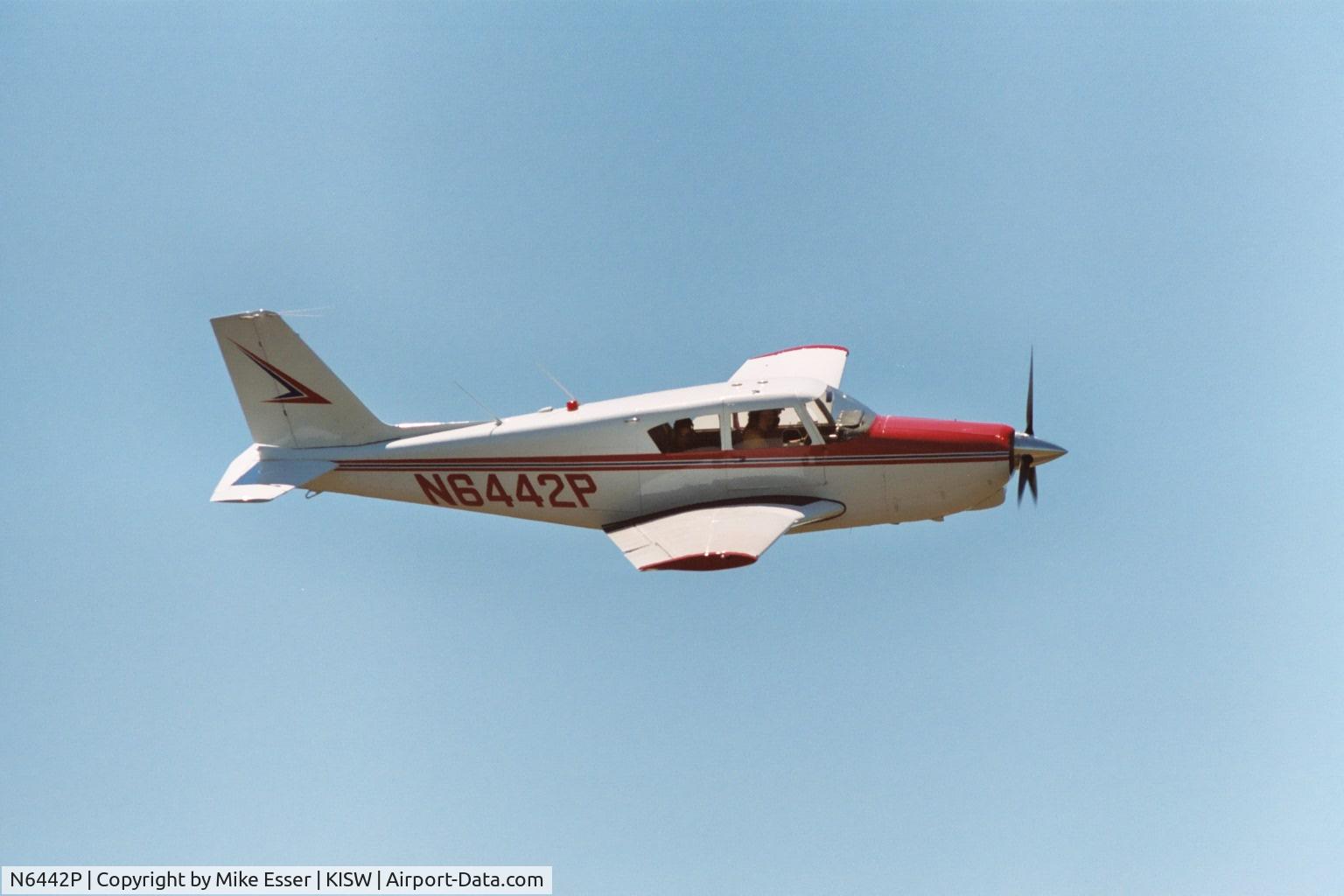 N6442P, 1959 Piper PA-24-250 Comanche C/N 24-1555, Low pass Alexander Field Wisconsin Rapids, WI