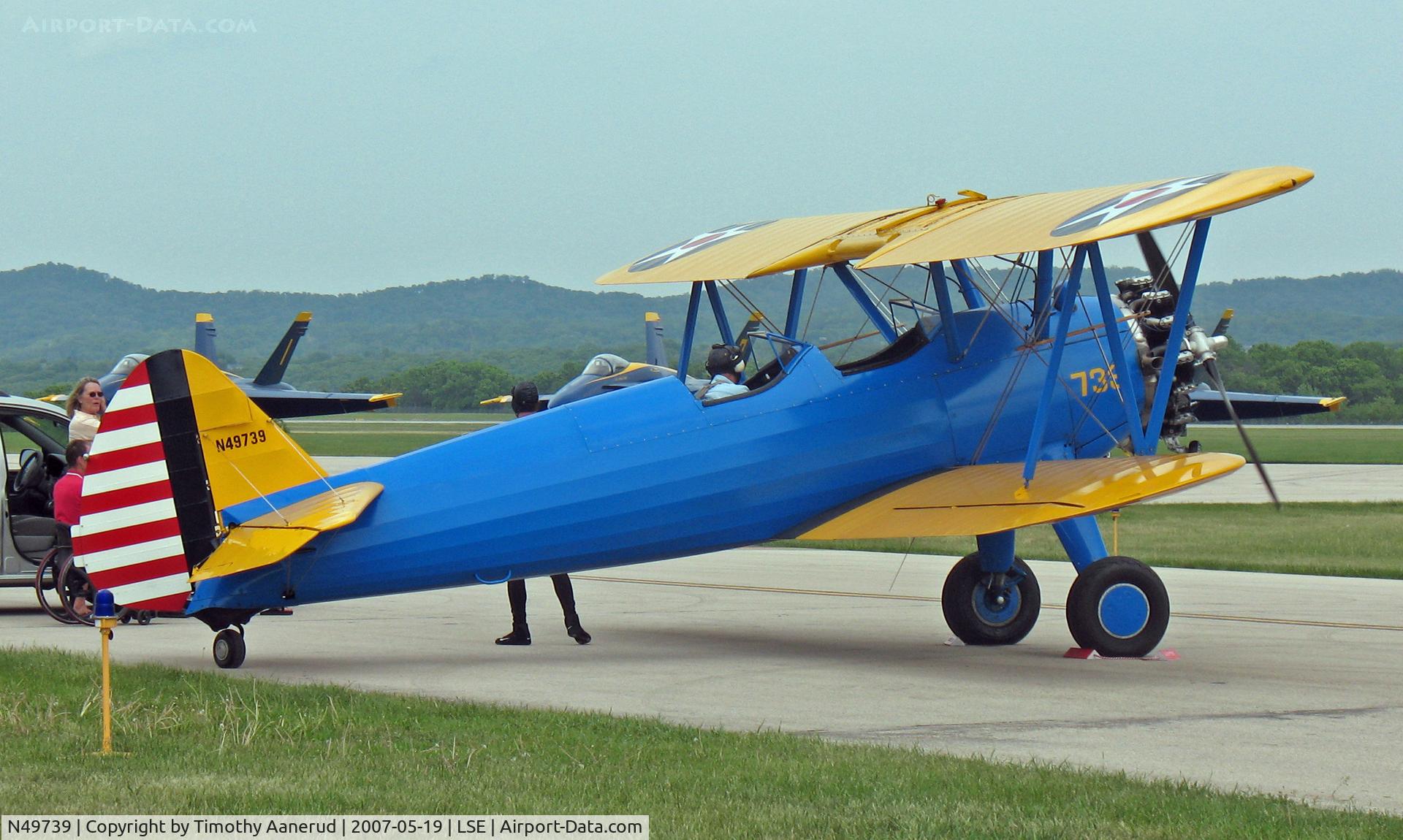 N49739, 1943 Boeing A75N1(PT17) C/N 75-4462, Performing at the Deke Slayton Airfest in La Crosse, WI