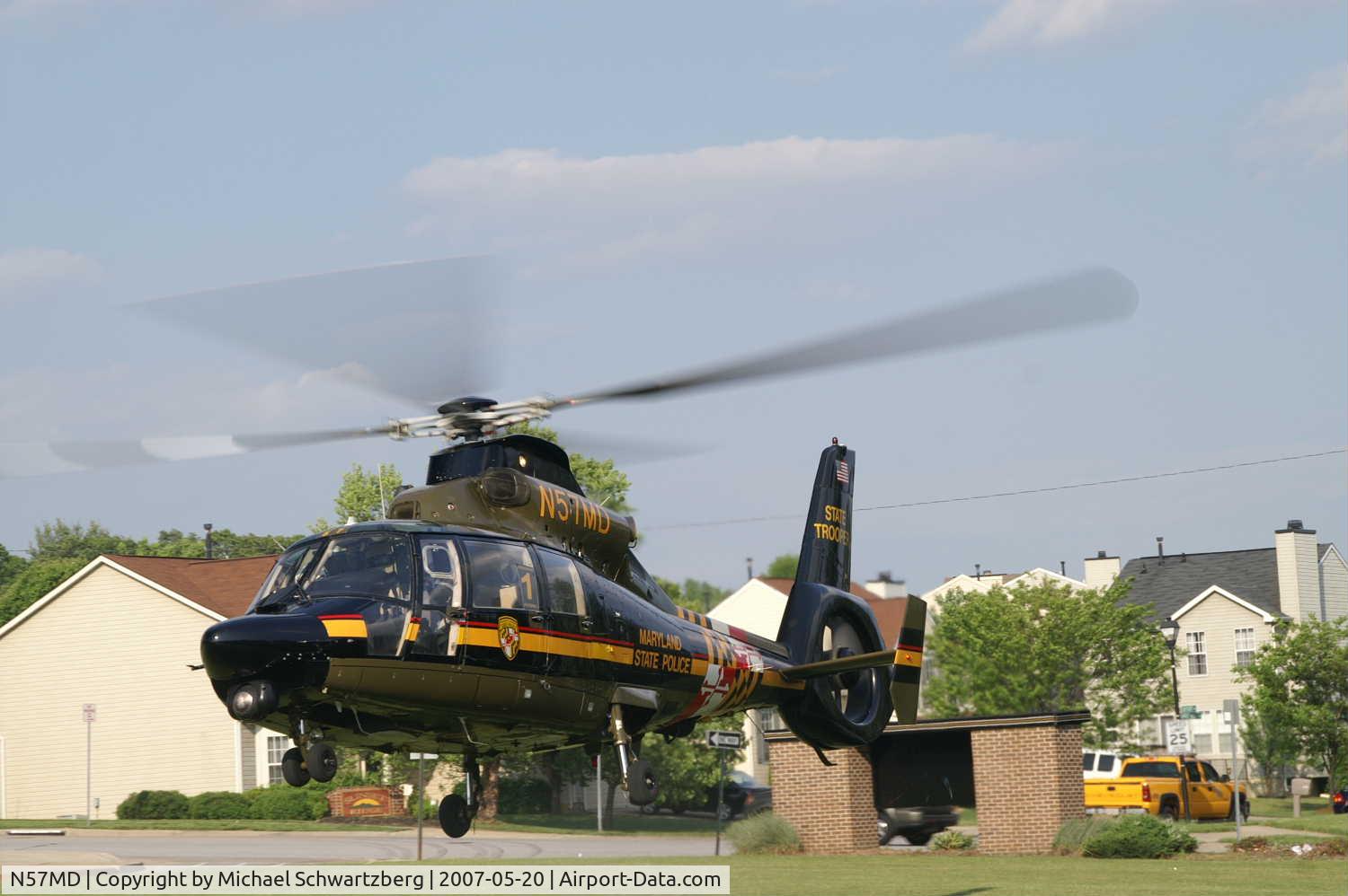 N57MD, 1988 Aerospatiale SA-365N-1 Dauphin 2 C/N 6252, Maryland State Police Trooper 1 on a medevac misison 5/20/07 in Randallstown, MD.