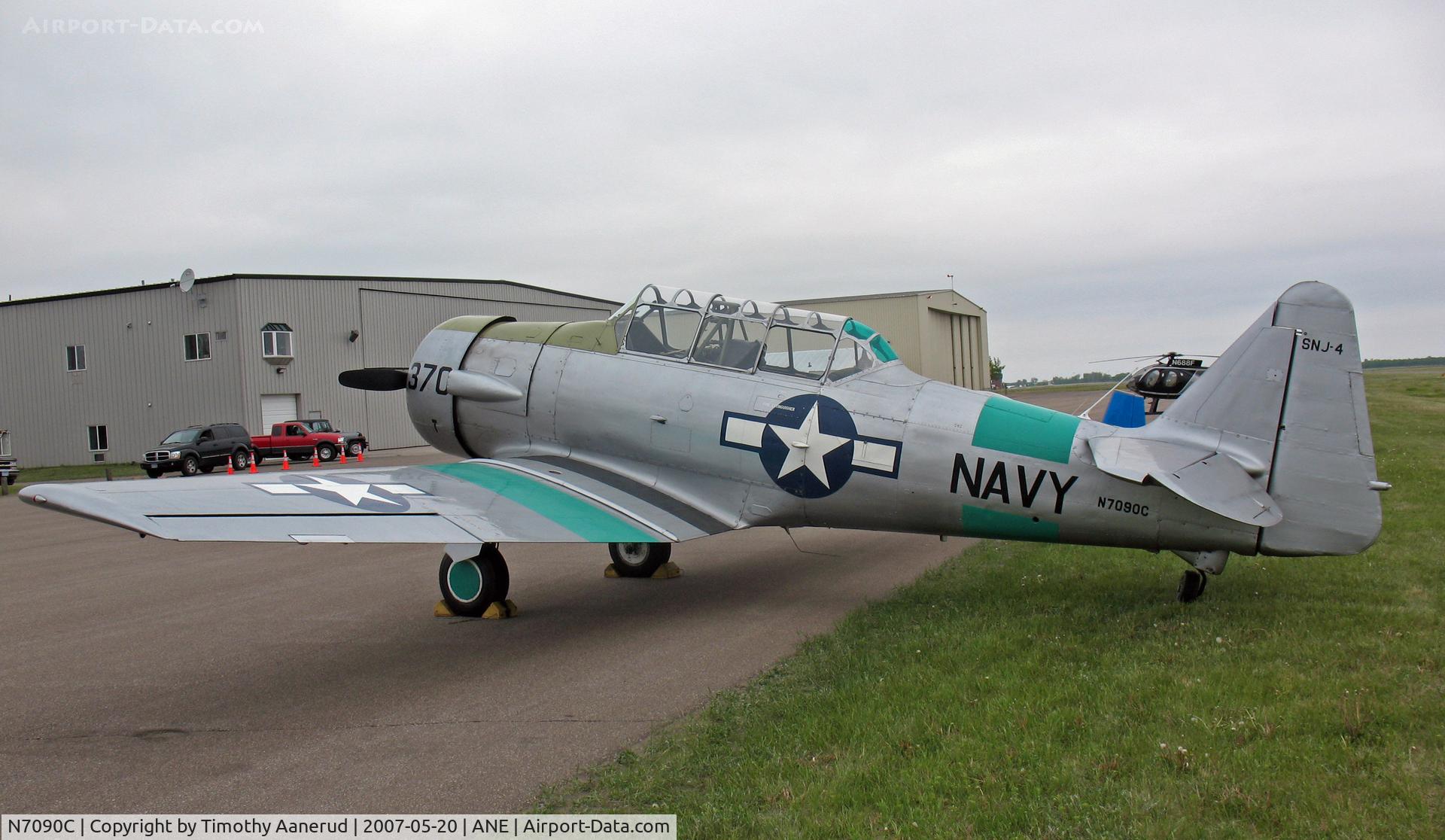 N7090C, North American SNJ-4 Texan C/N 88-13370, Discover Aviation Days 2007