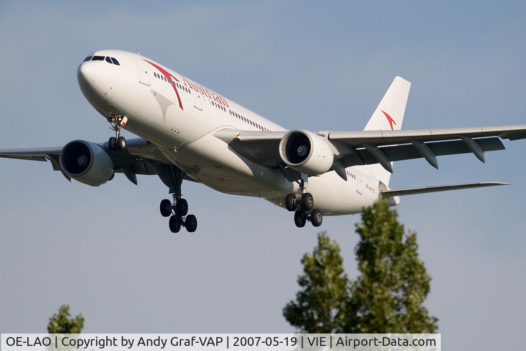 OE-LAO, 2000 Airbus A330-223 C/N 181, Austrian Airlines A330-200