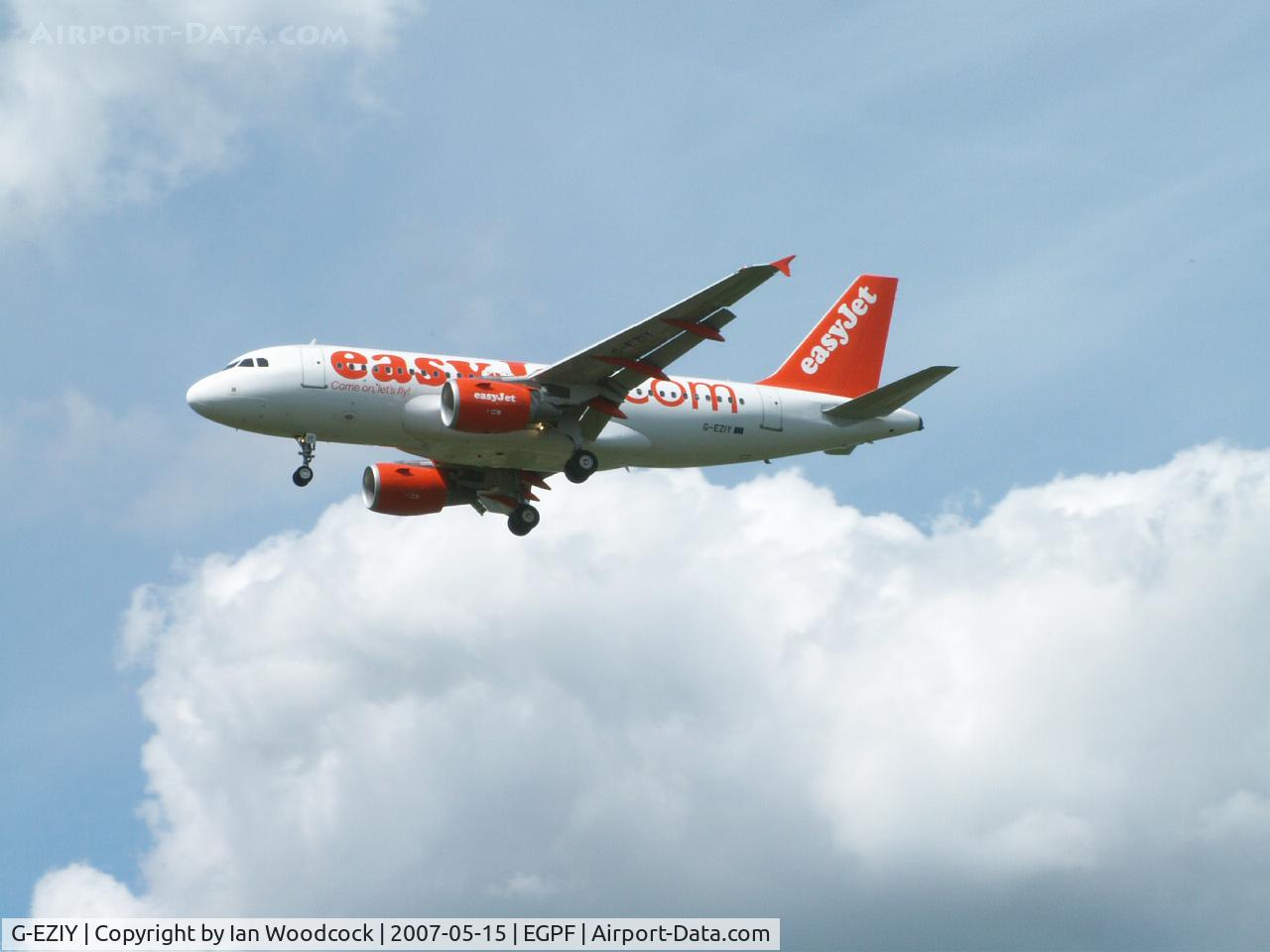 G-EZIY, 2005 Airbus A319-111 C/N 2636, A319-111/EasyJet/Glasgow