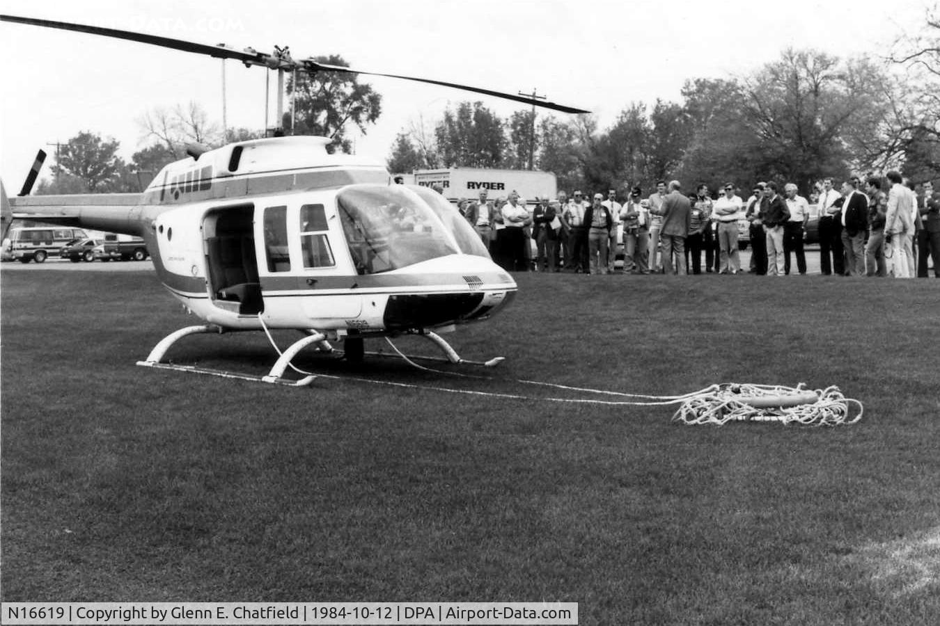 N16619, 1977 Bell 206L LongRanger LongRanger C/N 45087, Demonstrating new rescue net at Pheasant Run Resort