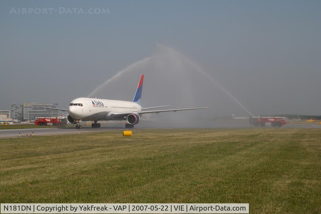 N181DN, 1992 Boeing 767-332 C/N 25986, Delta Airlines 767-300