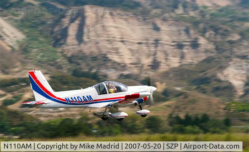 N110AM, 1996 Zlin Z-242L C/N 0727, Just after lifting off