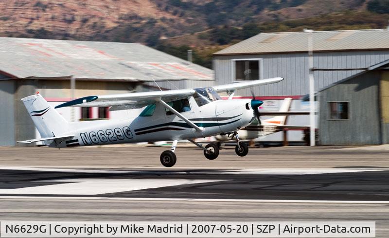 N6629G, 1970 Cessna 150L C/N 15072129, Touching down